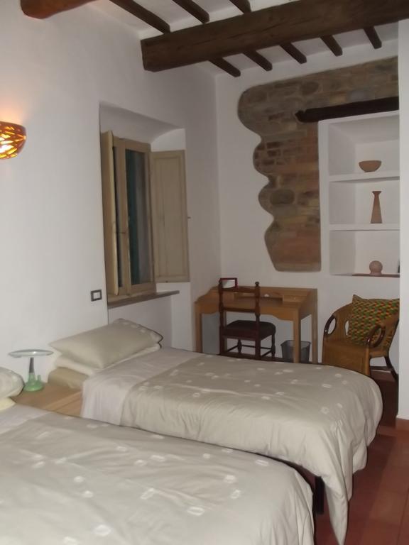 B&B Reillys Montecarotto Exterior foto
